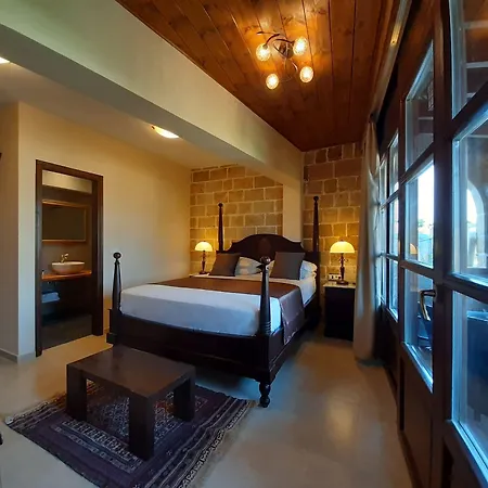 S. Nikolis Historic Boutique Hotel