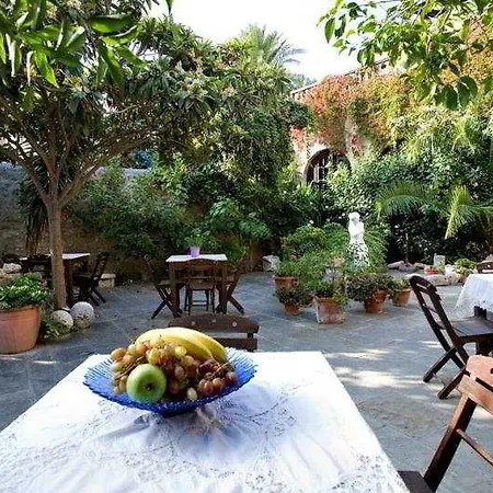 S. Nikolis Historic Boutique Hotel