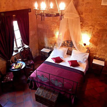 S. Nikolis Historic Boutique Hotel 4*